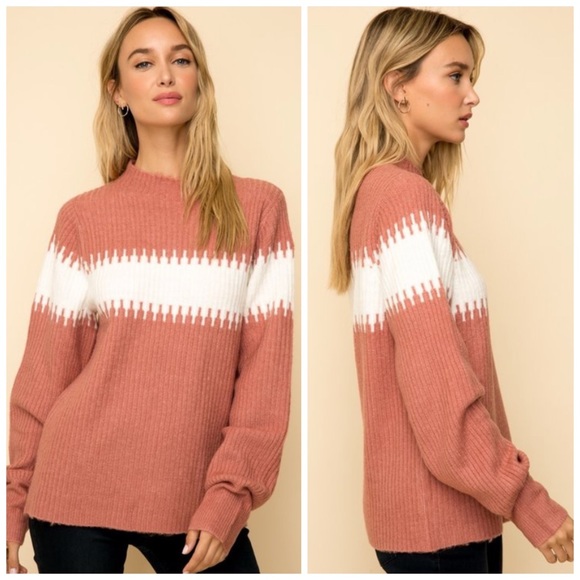 Hem & Thread Sweaters - NWT Hem & Thread Mock Neck Bubble Sleeve Sweater